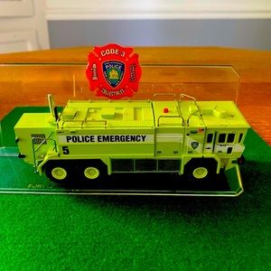 Code 3 - Port Authority Of NY & NJ “Police”Emergency Airport Crash Truck